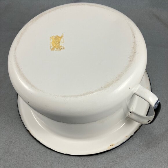 Antique Enamel Child Potty with Handle Metal Enamelware - Picture 6 of 6